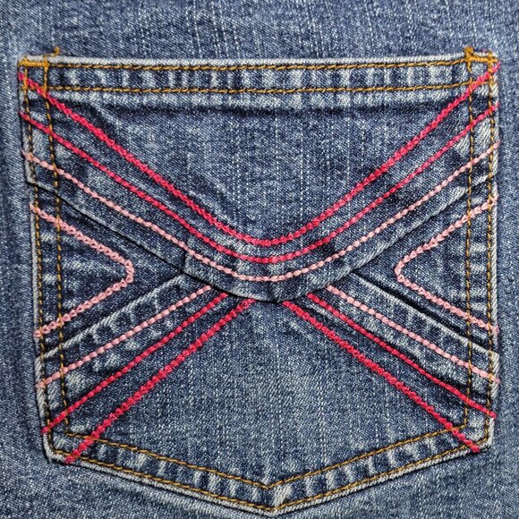 Lilu Womens Junior Blue Denim Cotton Shorts with Embroidered Pockets Size 13 - Picture 3 of 14